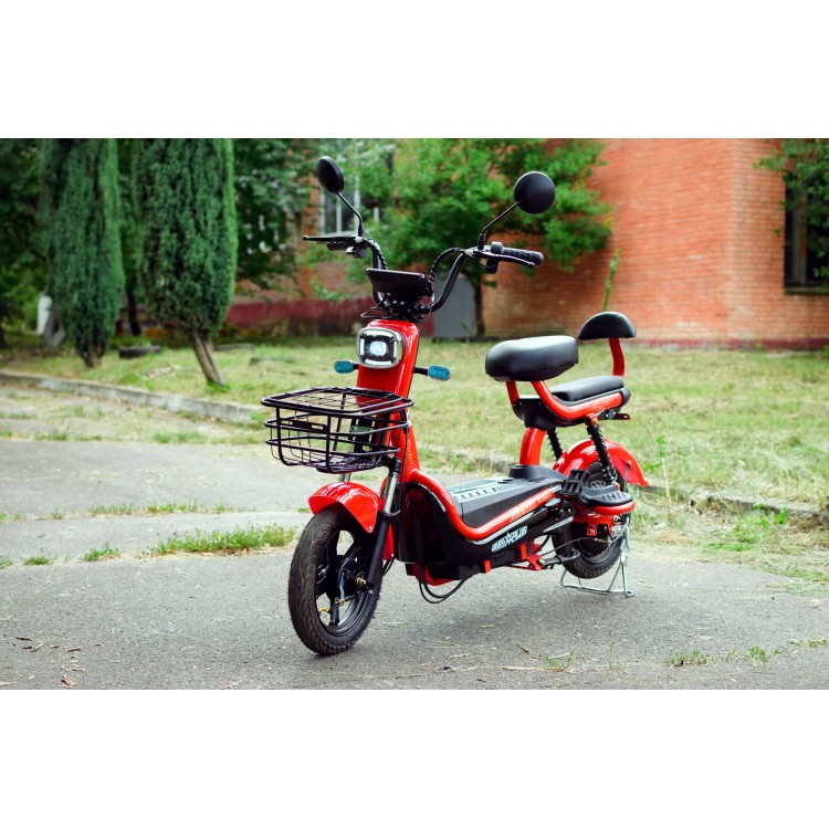 Электроскутер AVM DELTA PRO (Li-ion АКБ, Быстросъем) Электроскутер AVM DELTA PRO (Li-ion АКБ, Быстросъем)