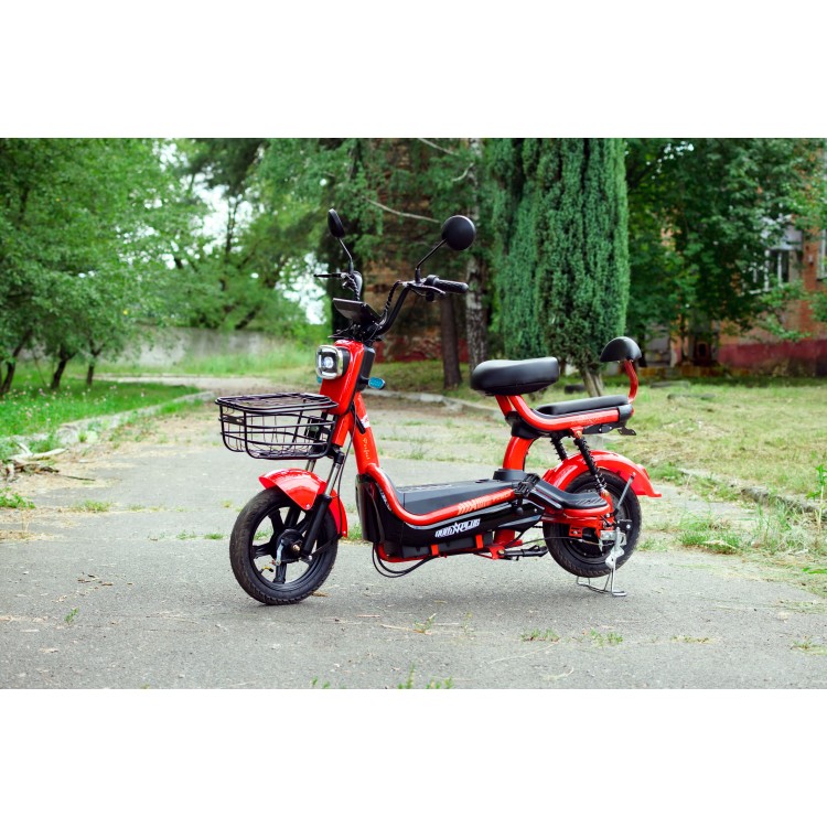 Электроскутер AVM DELTA PRO (Li-ion АКБ, Быстросъем) Электроскутер AVM DELTA PRO (Li-ion АКБ, Быстросъем)