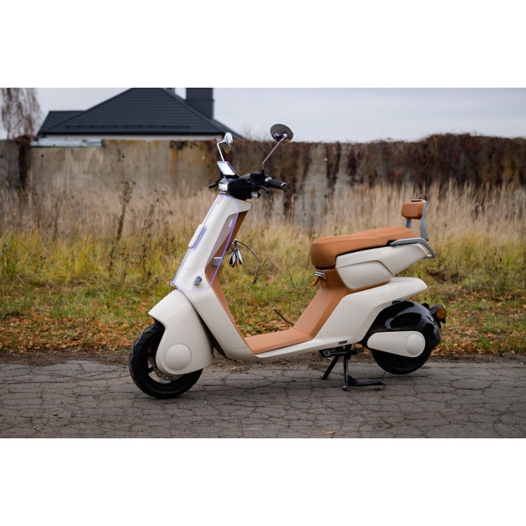 Электроскутер AVM Keren Stardust Электроскутер AVM Keren Stardust