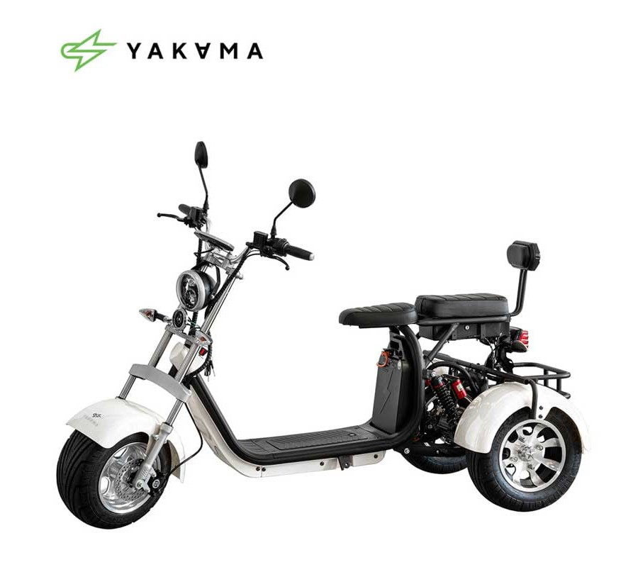 Трехколесный электроскутер YAKAMA AP-H0003G
